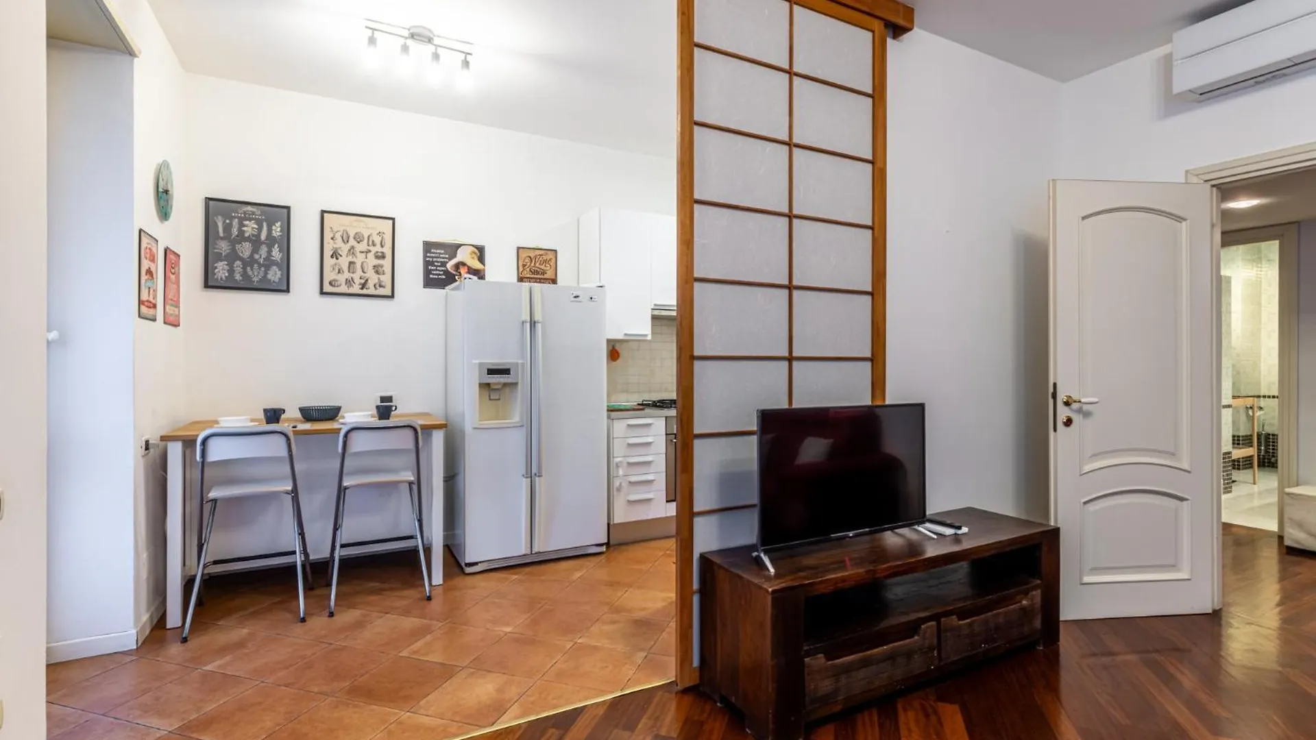 Filiberto Charme Apartment Milan 0*,